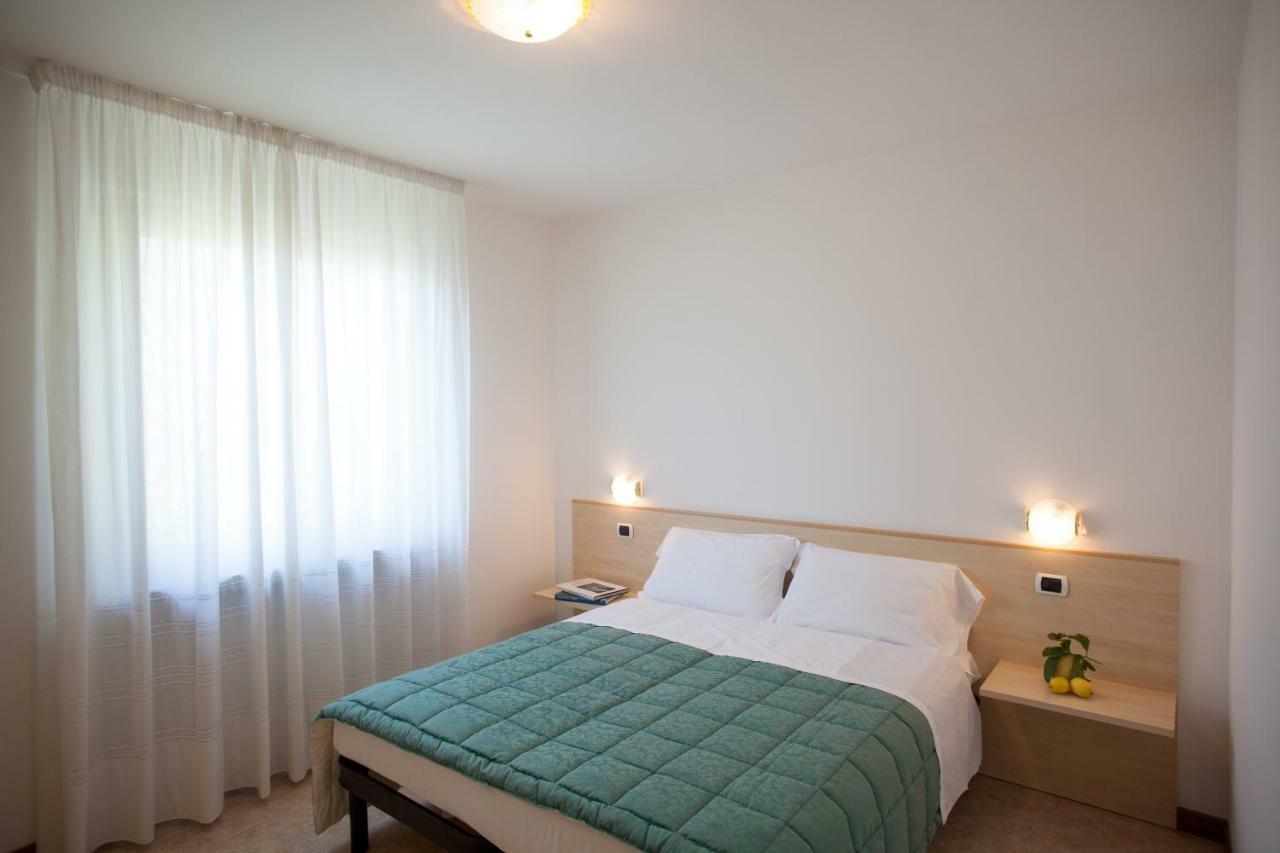 Residence Villa Aranci Лімоне-суль-Гарда Екстер'єр фото
